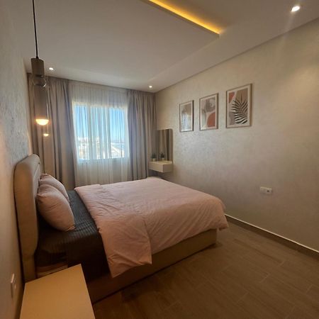 Appartement Haut Standing En Face De La Marina Et A 200M Du Port De Tanger - Appt 2 Exterior photo