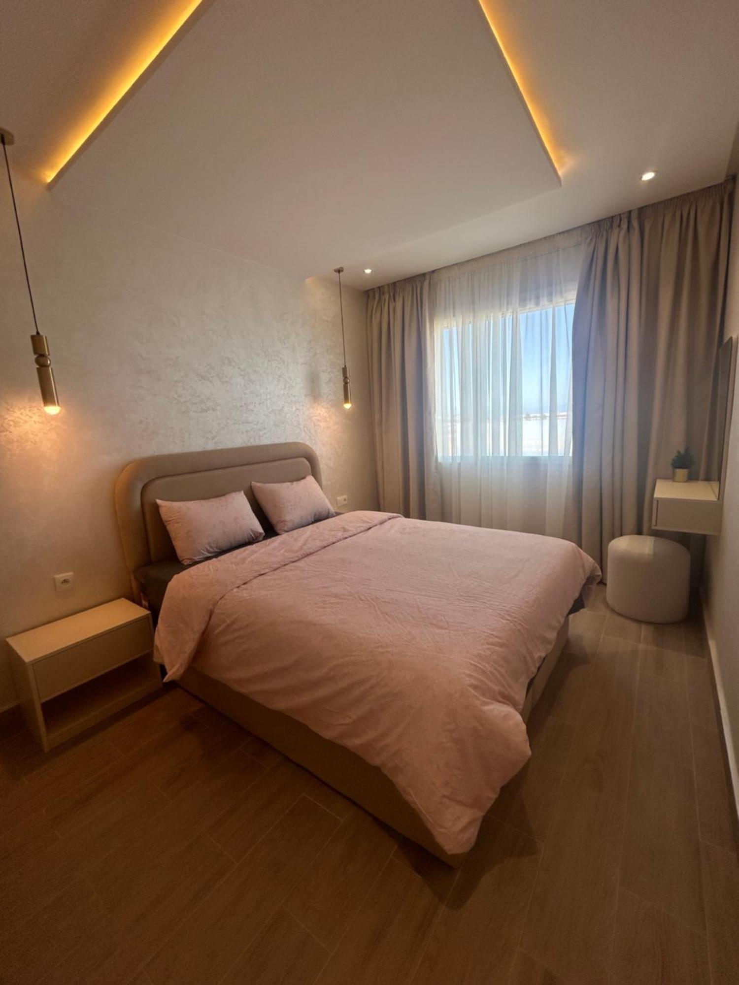 Appartement Haut Standing En Face De La Marina Et A 200M Du Port De Tanger - Appt 2 Exterior photo